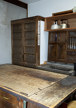 The kitchen of the main house, where Tanizaki himself selected the best of the day’s catch from the fishmonger.
