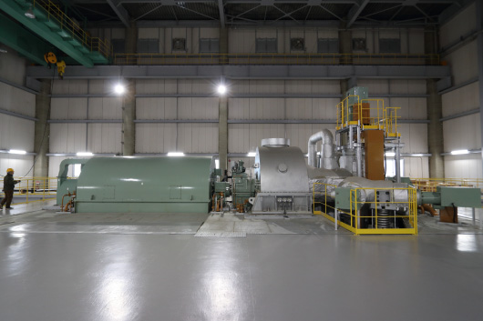 The 50MW-class steam turbine and the power generator.